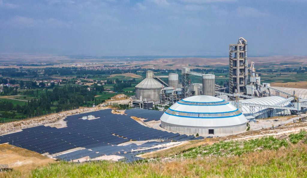 Çimsa Afyon Fabrikası’nda güneş enerjisinden elektrik üretiyor