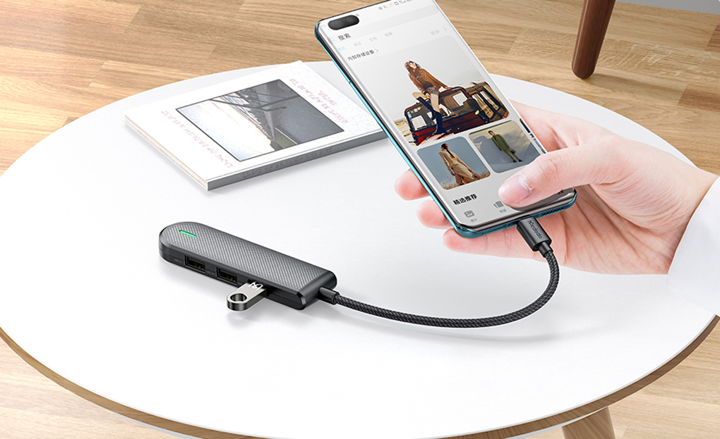 iPhone 15’in kendisi gelmeden, aksesuarları geldi!