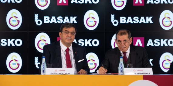 Asırlık İki Dev Buluştu