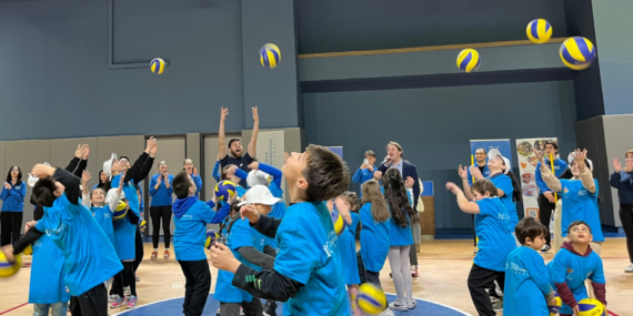 İstinye Üniversitesi ve Gülmek İyileştirir Derneği “Spor her çocuğun hakkı” diyor