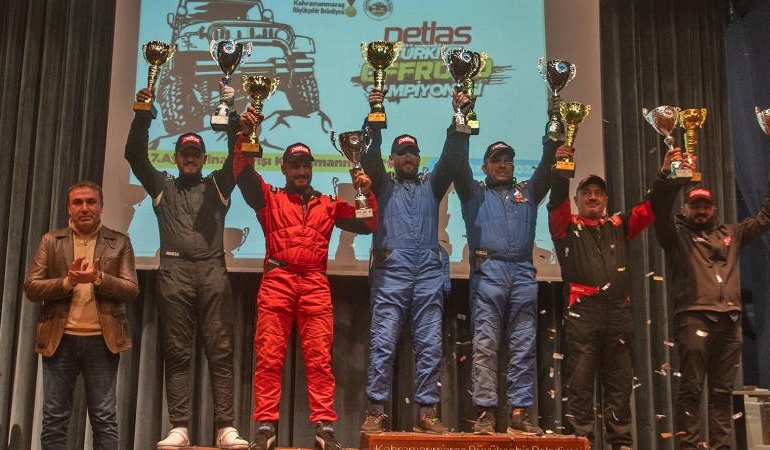 Zorlu Finalde Demirel-Yiğit Zirvede
