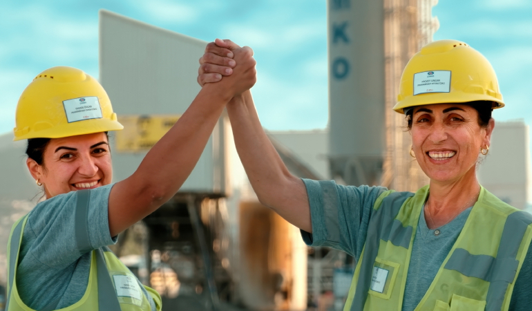 Kadın mikser şoförleri Çimko’da işbaşı yaptı