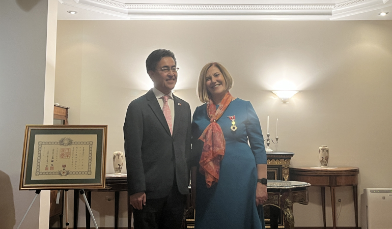 İnci Holding Yönetim Kurulu Üyesi Perihan İnci Japonya Devlet Nişanı ile onurlandırıldı