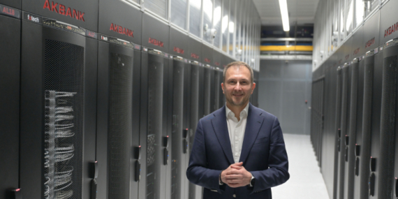 Akbank’tan 315 Milyon Dolarlık Teknoloji Yatırımı