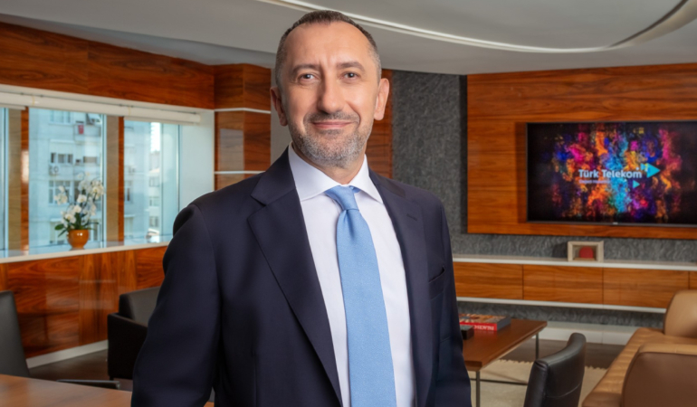 Türk Telekom CEO’su Ümit Önal: ”5G’de abone başı en yüksek kapasite kullanım hakkına sahip olduk”