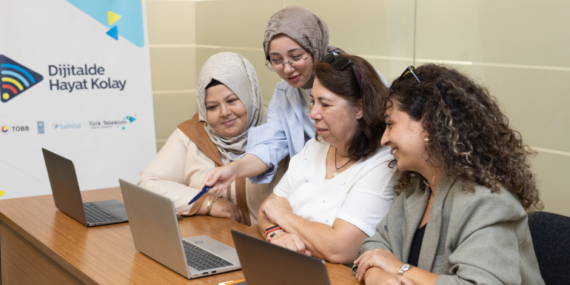 Türk Telekom Girişimci Kadınların Dijital Yolculuğunu Destekliyor