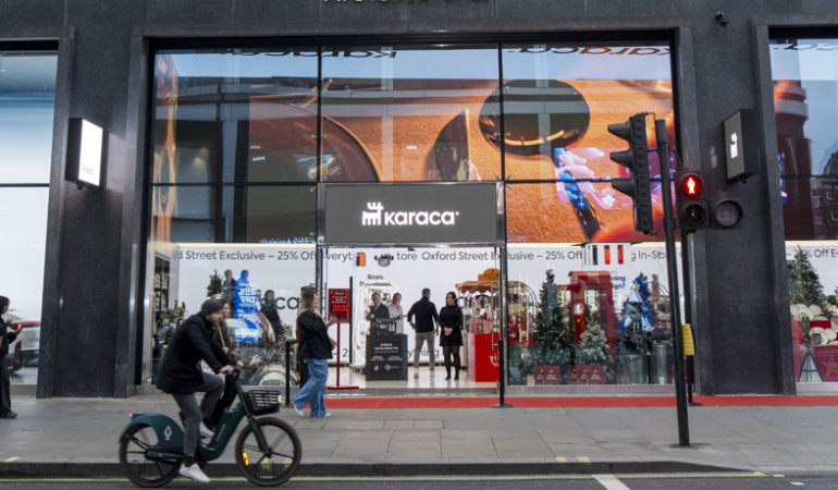 Karaca Londra’nın Kalbinde