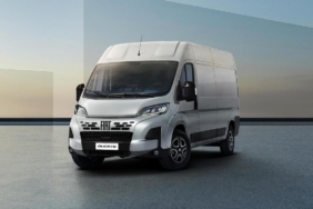 Stellantis Avrupa Otomotivde Zirvede: Hafif Ticari Ve Hibritte Liderlik Pekişti