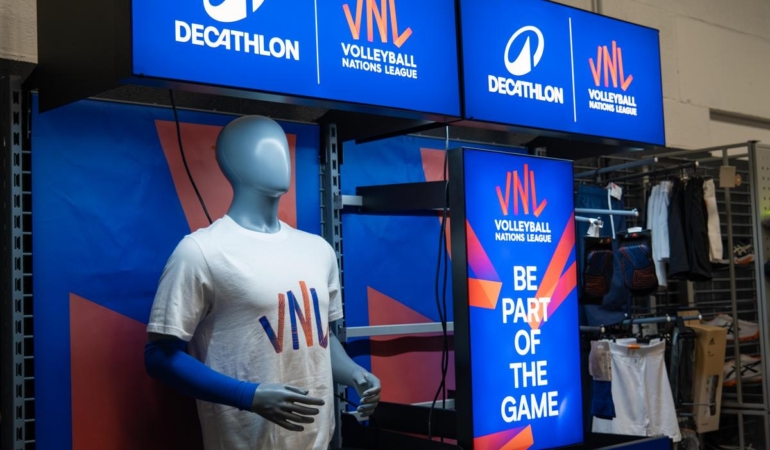 Decathlon Voleybol İş Birliğine Düğmeye Bastı: VNL İçin Özel Koleksiyon Hazır