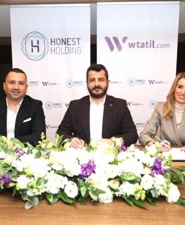 Honest Holding Wtatil’e Ortak: Turizmde 200 Bin Koltuk Hedefi Belirlendi