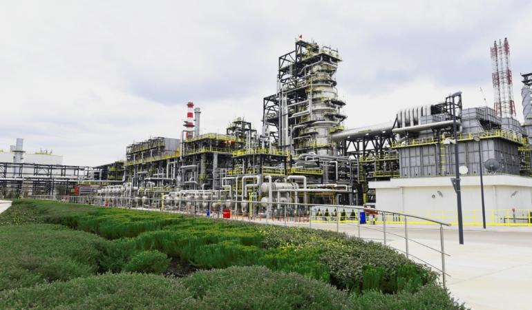 Tüpraş 8,3 Milyar Dolar Yatırımla Sektörde Sürdürülebilirliği Güçlendiriyor