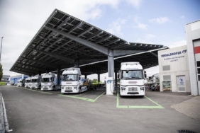 Renault Trucks Elektrikli Kamyonda Rekor Kırdı: Operasyonel Menzil 1000 KM'yi Aştı