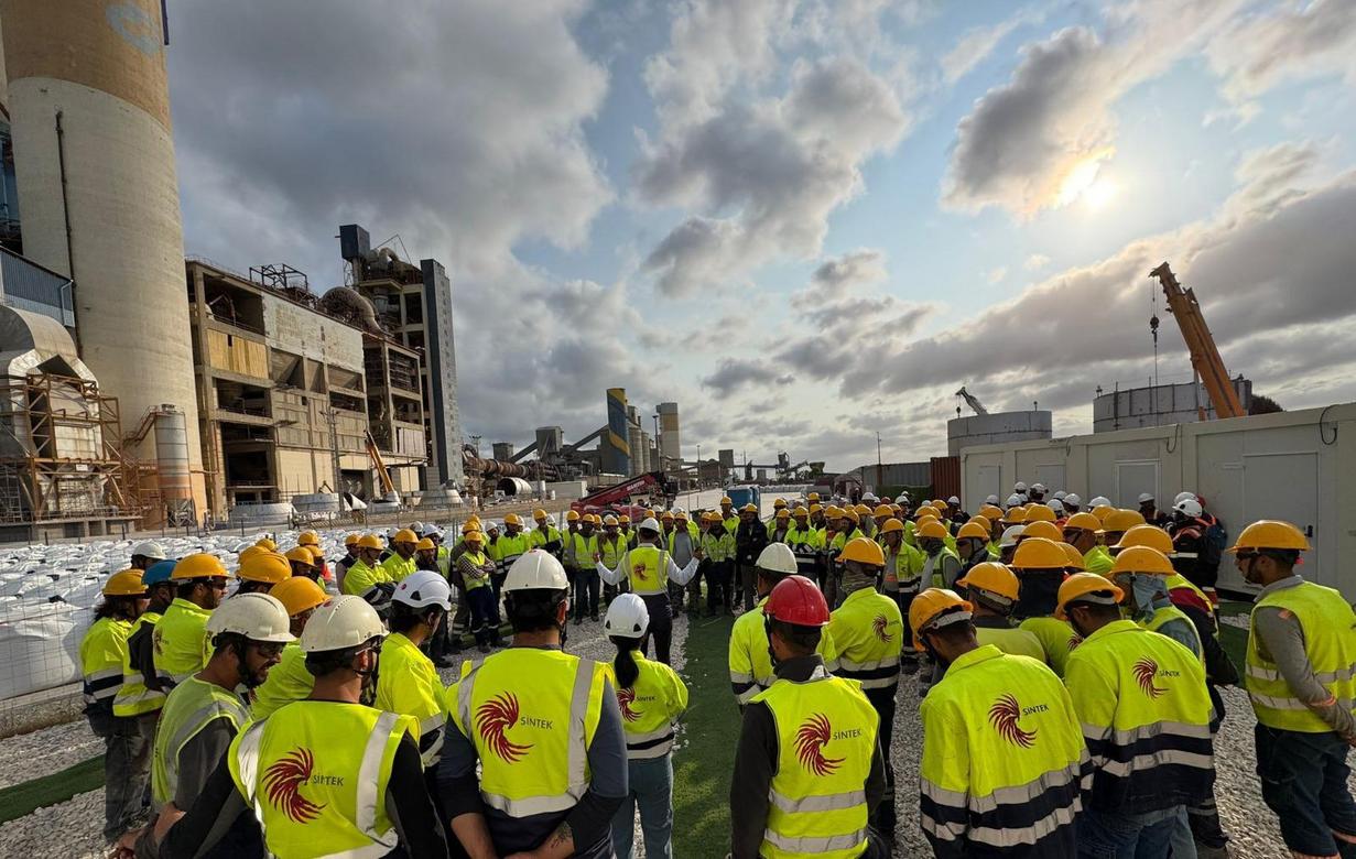 Sintek Group Projelerinde İş Sağlığı Güvenliği: 2,5 Milyon Saat Kazasız Çalışma