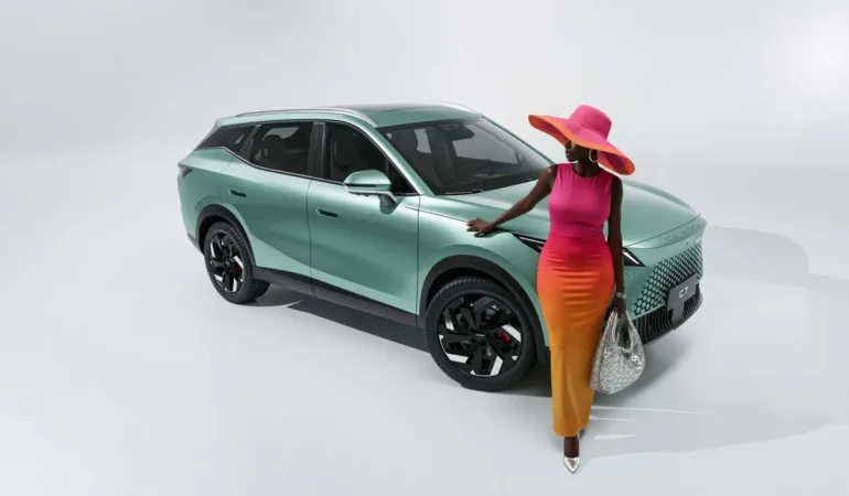 OMODA & JAECOO London Fashion Week Ana Partneri: Küresel Etki Kapıda