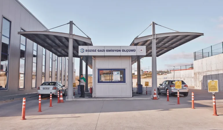 Araç Sahipleri İçin Kritik Uyarı: Egzoz Emisyonunda 35.936 TL Ceza Belli Oldu