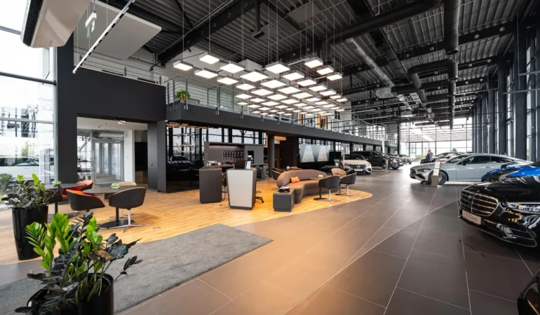 Boytorun Mimarlık Mercedes-Benz Showroom’u Yeniledi: Dijital ve Tasarımda Yeni Dönem