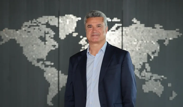 Küresel Halka Arzda Rekor Gelir: Yatırımcı Güveni Yeniden Tesis Ediliyor