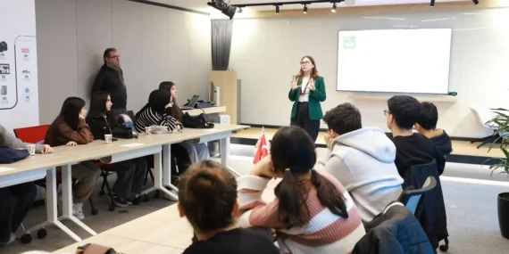 Canon Gençlik Programı Türkiye’de: Genç Yeteneklere Yeni Ufuklar Açılıyor