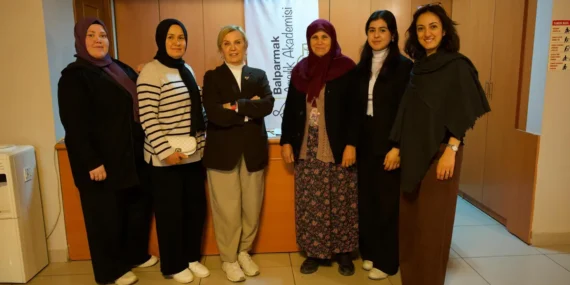 Balparmak Arıcılık Akademisi: Katma Değerli Üretimde Stratejik Adımlar Atıldı