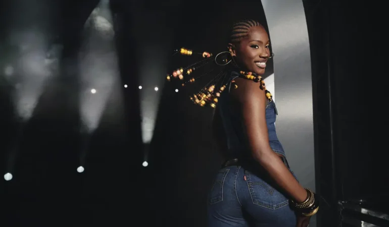 Levi’s® Global Kampanyada Ünlülerle Kültüre Vurgu: Yıl Boyu Sürecek Tanıtım