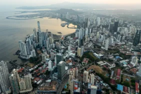 Karayiplerin Gizli Kozı: Patron Pasaportu 3 Ayda