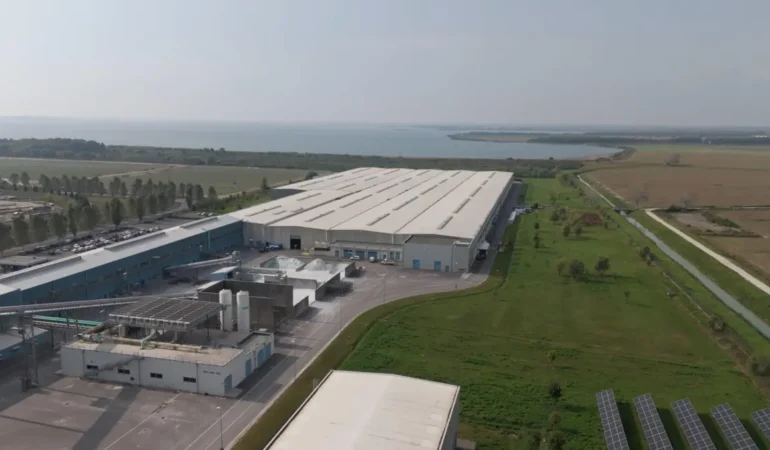 Şişecam’dan Avrupa’da Kapasiteyi Katlayan Kritik Yatırım Sinyali