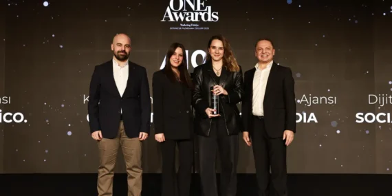 A101 The ONE Awards 2025’te Zirvede: İtibarını En Çok Artıran Market Seçildi