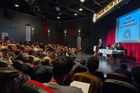 Tarihi Genel Kurul İstanbul Sahnesinde