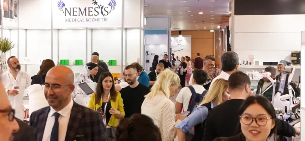 Tarihi Zirveye Hazırlanan Güzellik ve Estetik Merkezi