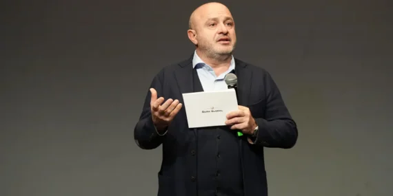 Küresel Rekabette Özak Tekstil'den Önemli Adım