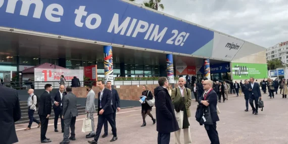 Küresel Sahne: Hise Global'in Güçlü Varlığı