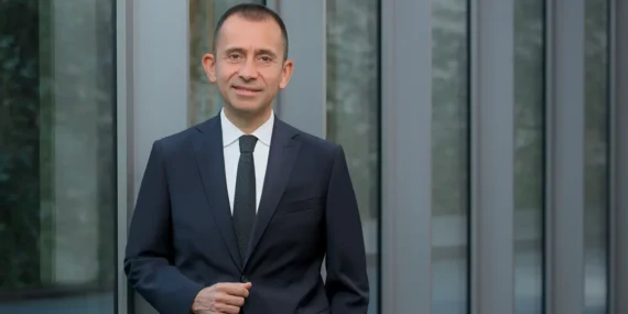 Dijital Hamleyle Leasingde Öncü Güç