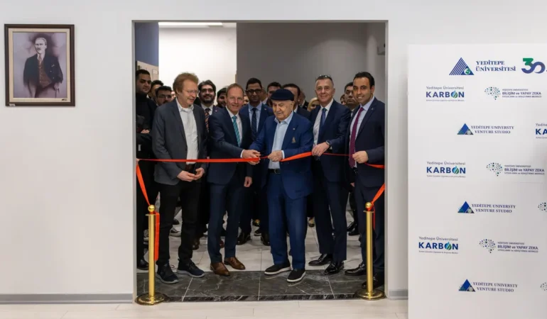 Yapay Zekâ Alanında Dev İş Birliği