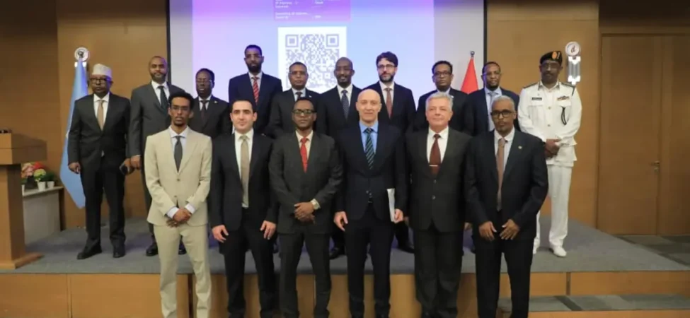 Türk Gemisi Somali'de Tarihi Lisans Aldı