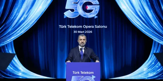 Müslüm Gürses’in Hologramı İle 5G Dönemi