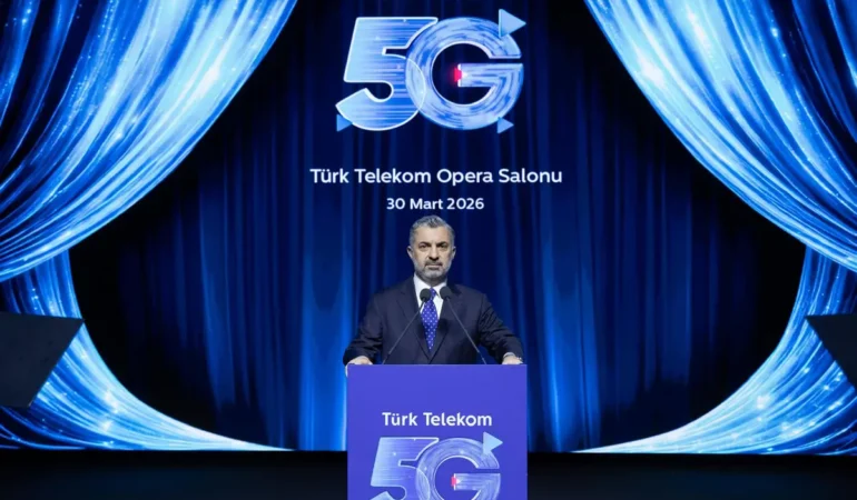 Müslüm Gürses’in Hologramı İle 5G Dönemi