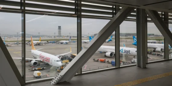 Rekora Koşan Havalimanı Sabiha Gökçen