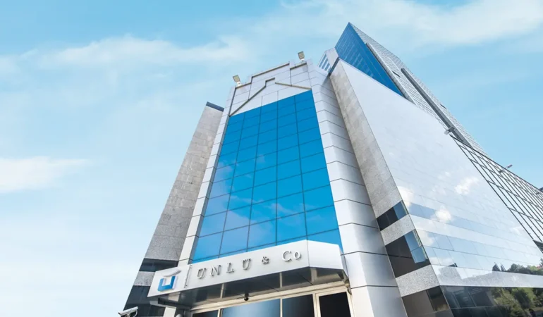 ÜNLÜ & Co, Sermaye Piyasalarında Dev Adım