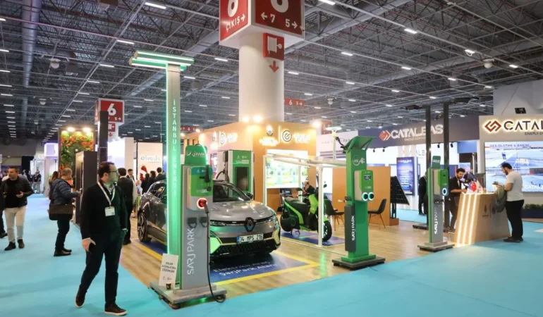 İstanbul Enerji, Solarex’te Vizyonuyla Dikkat Çekti