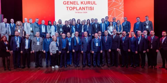 Kimya Sektöründe Tarihi Yönetim Değişikliği