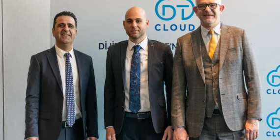 DT Cloud'un Küresel Stratejisiyle Zirveye Adım Adım