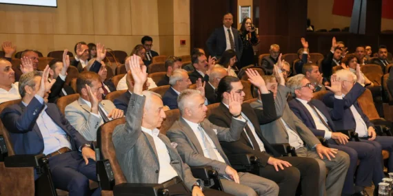 Ege'nin İhracat Zirvesi: Uysal Dönemi Başladı