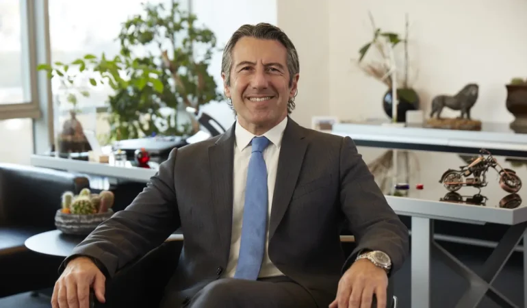 Polat, Uluslararası Sahneye Damga Vurdu