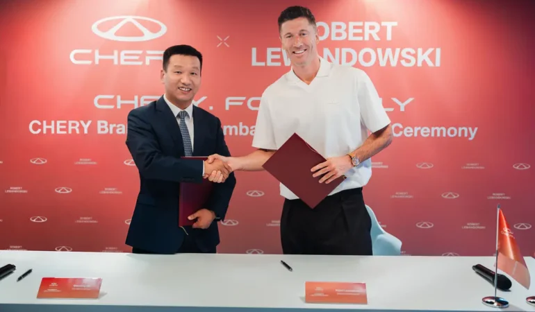 Chery ve Lewandowski: Uluslararası Arenada Dev Adım