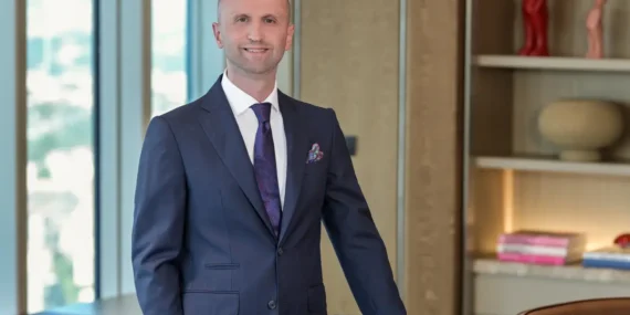 Akbank, Ticari Yönetimde Yeni Çığır Açtı