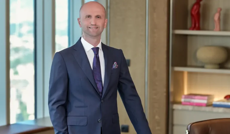 Akbank, Ticari Yönetimde Yeni Çığır Açtı