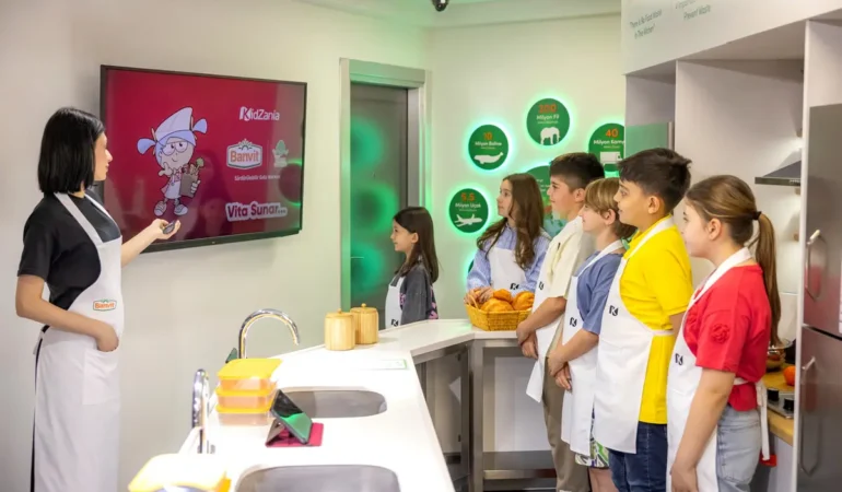 Banvit Sürdürülebilir Gıda Merkezi Business Honors Awards’ta En İyi Sürdürülebilirlik Projesi Ödülünü Aldı
