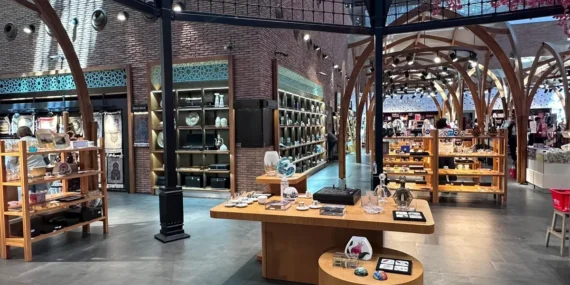 Paşabahçe Tasarımları İstanbul Havalimanı Old Bazaar’da Zarif ve Zamansız Hediyelerle Yolcularla Buluşuyor