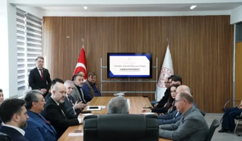Bodor’dan Gençlere Mesleki Atılım