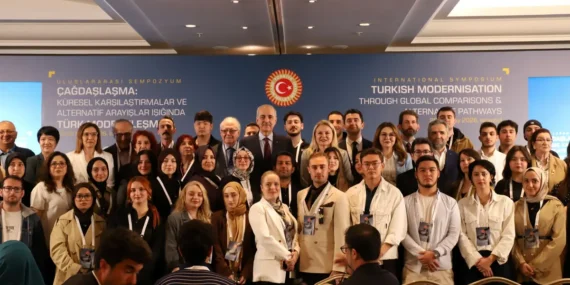 Türk Modernleşmesi Sempozyumla Sahneye Çıktı